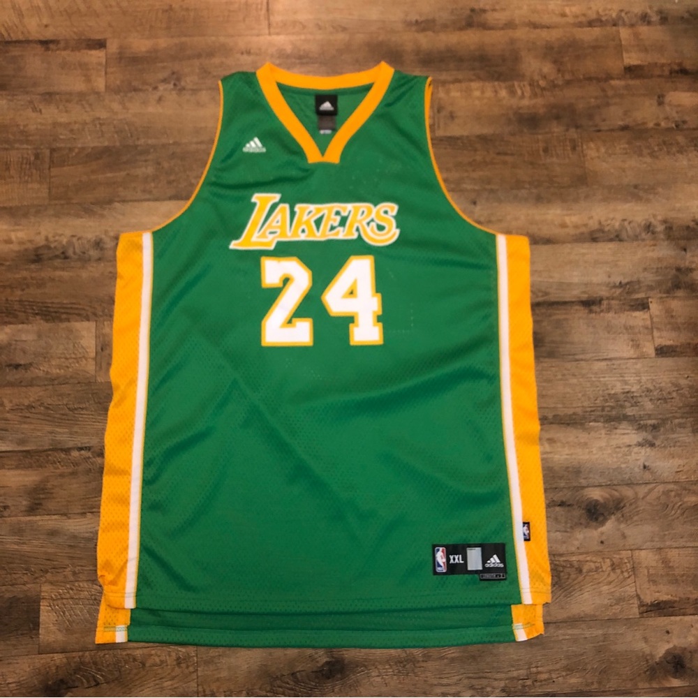 Kobe Bryant green and yellow rare Adidas lakers jersey xxl like new